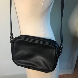 Black gap cross body bag